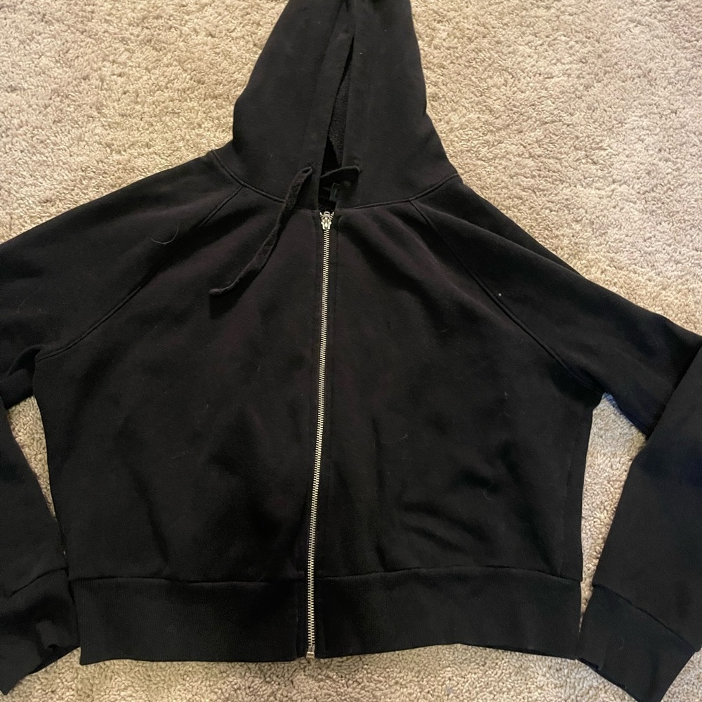 Black Cropped Zip up Hoodie